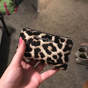 Michael kors wallet